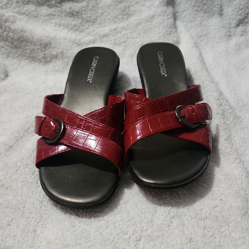 Cabin Creek Red Croc-Patterned Mules